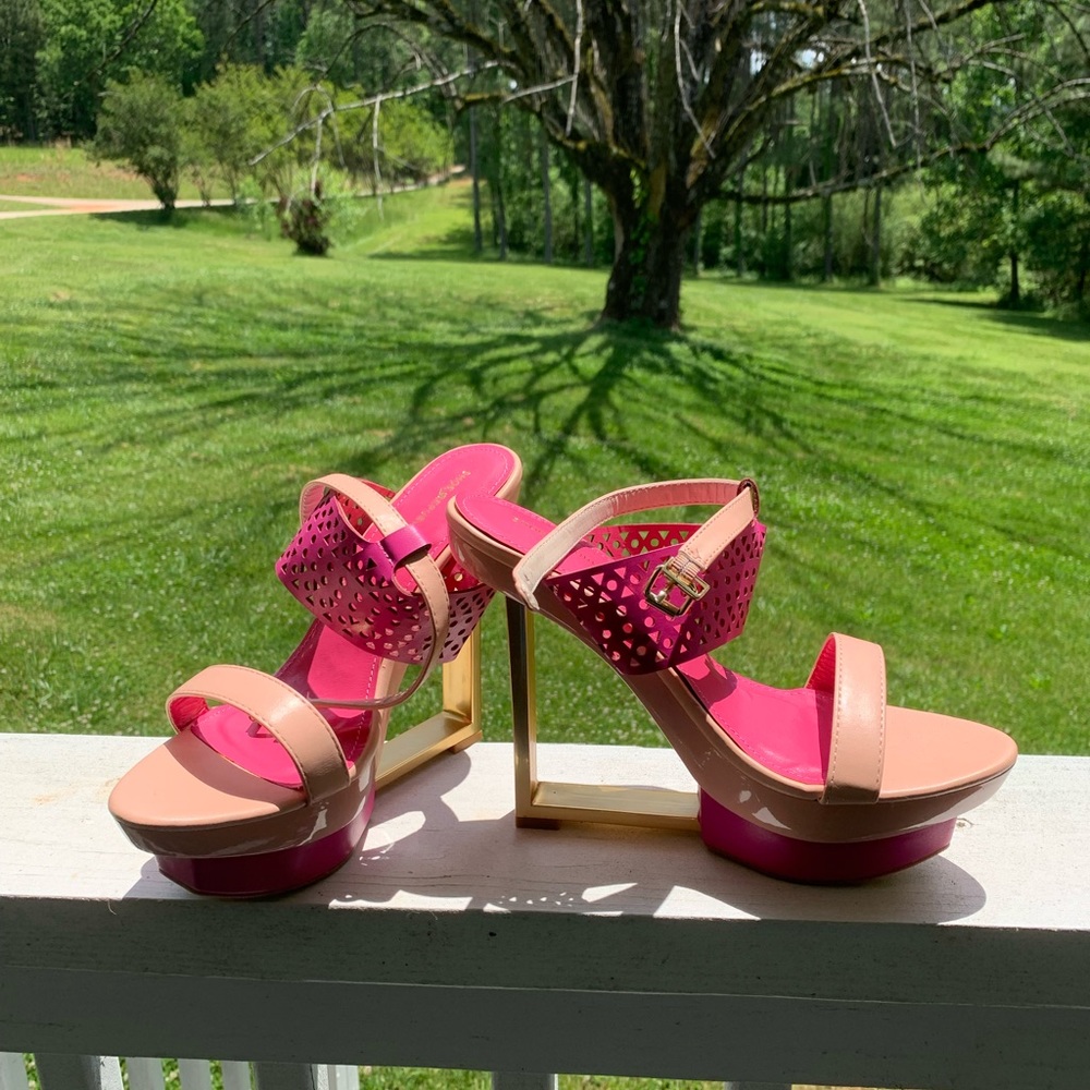 Stunning Statement Wedge!